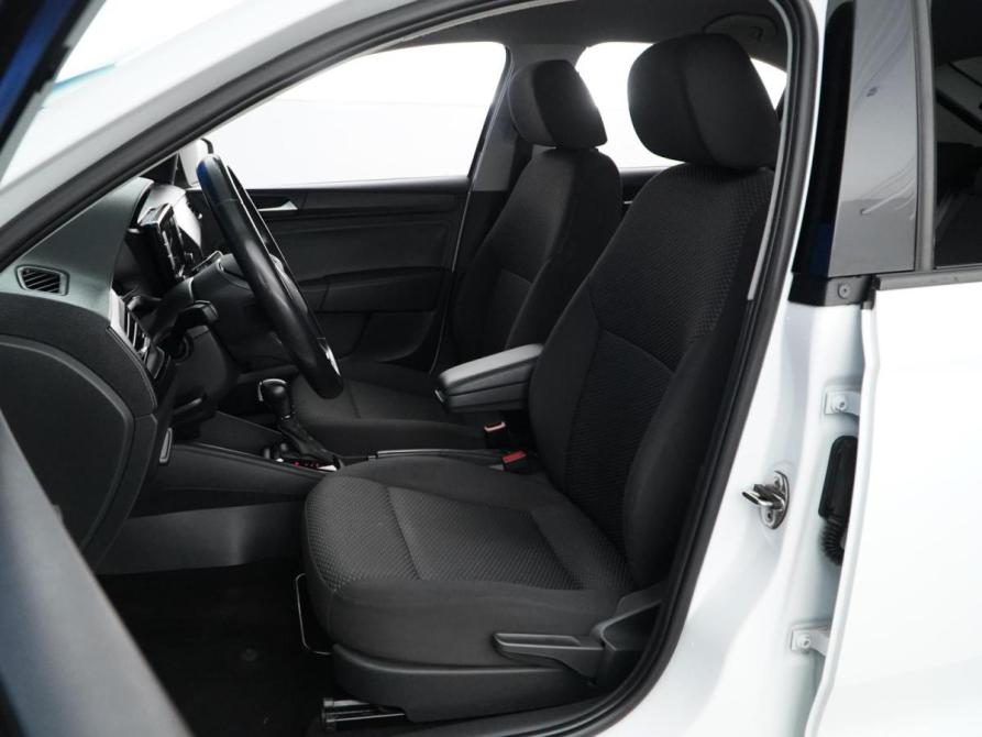 Volkswagen Polo VI Москва  - изображение 10