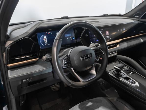 Geely Monjaro I с пробегом 2024 года, цена 3 549 658 рублей, 29668 км, внедорожник, Автокод Объявления