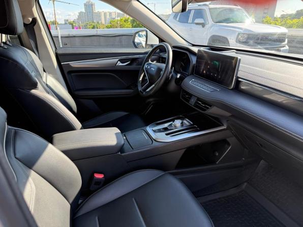 Haval Jolion I с пробегом 2023 года, цена 1 779 000 рублей, 45000 км, внедорожник, Автокод Объявления
