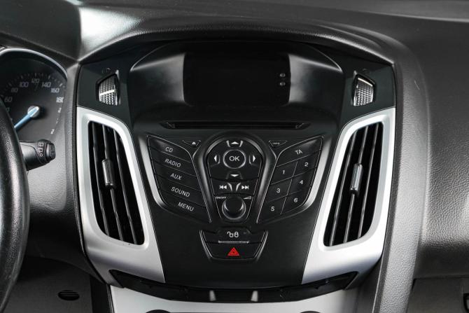Ford Focus III с пробегом 2011 года, цена 749 000 рублей, 220000 км, хэтчбек, Автокод Объявления