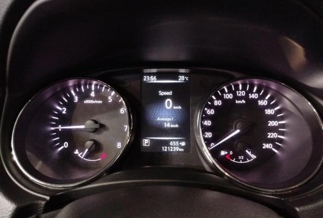 Nissan Qashqai II с пробегом 2018 года, цена 1 910 000 рублей, 121239 км, внедорожник, Автокод Объявления