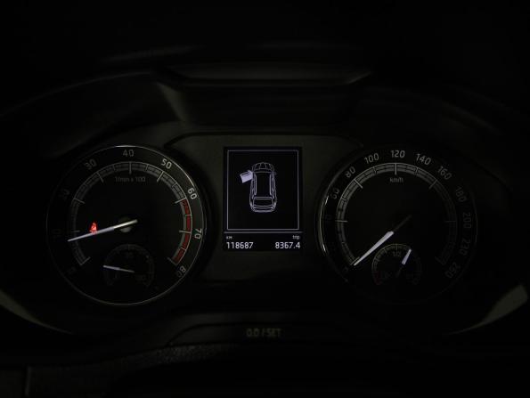 Skoda Karoq I с пробегом 2021 года, цена 2 049 000 рублей, 118685 км, внедорожник, Автокод Объявления