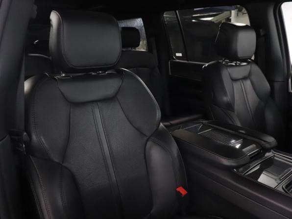 Jeep Wagoneer WS с пробегом 2022 года, цена 8 270 000 рублей, 33500 км, внедорожник, Автокод Объявления