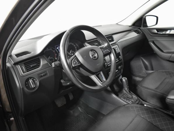 Skoda Rapid I Рестайлинг с пробегом 2017 года, цена 1 398 790 рублей, 99795 км, лифтбек, Автокод Объявления