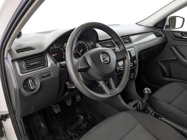 Skoda Rapid I Рестайлинг с пробегом 2019 года, цена 700 000 рублей, 226330 км, лифтбек, Автокод Объявления