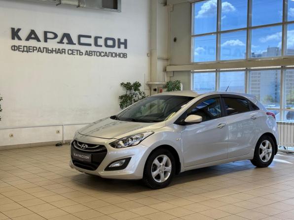 Hyundai i30 II с пробегом 2013 года, цена 899 000 рублей, 117000 км, хэтчбек, Автокод Объявления