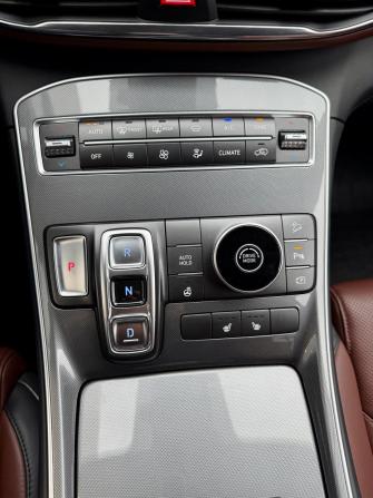 Hyundai Santa Fe IV Рестайлинг с пробегом 2022 года, цена 3 995 000 рублей, 33677 км, внедорожник, Автокод Объявления