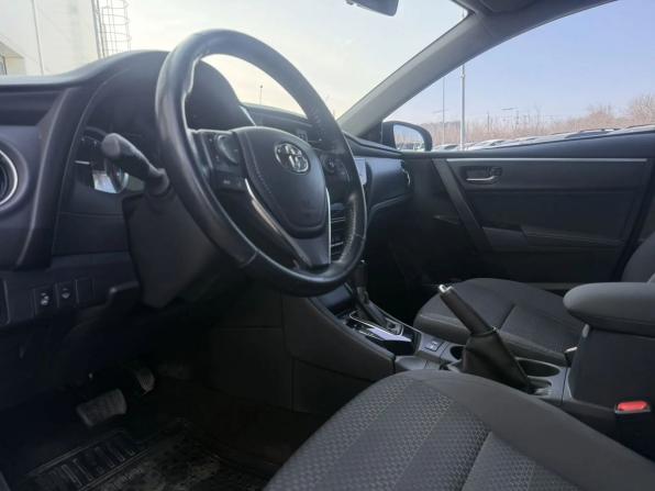 Toyota Corolla XI (E160 E170 E180) Рестайлинг 1 с пробегом 2018 года, цена 1 653 500 рублей, 96848 км, седан, Автокод Объявления