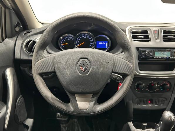 Renault Logan II с пробегом 2017 года, цена 609 000 рублей, 86915 км, седан, Автокод Объявления