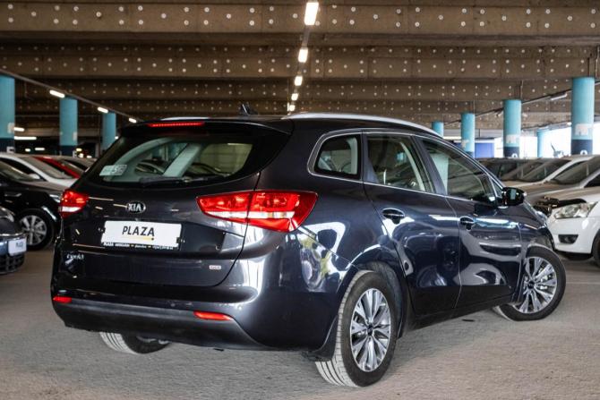 Kia Ceed II Рестайлинг с пробегом 2018 года, цена 1 339 000 рублей, 131430 км, универсал, Автокод Объявления