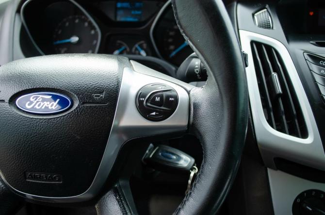 Ford Focus III с пробегом 2011 года, цена 580 000 рублей, 227000 км, хэтчбек, Автокод Объявления