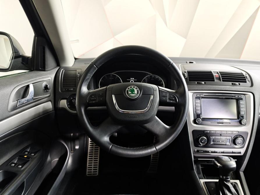 Skoda Octavia II (A5) Рестайлинг Москва  - изображение 19
