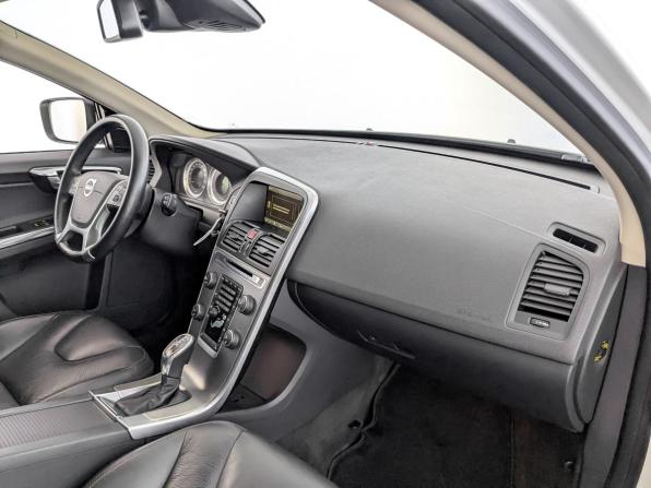 Volvo XC60 I с пробегом 2013 года, цена 2 090 000 рублей, 73000 км, внедорожник, Автокод Объявления