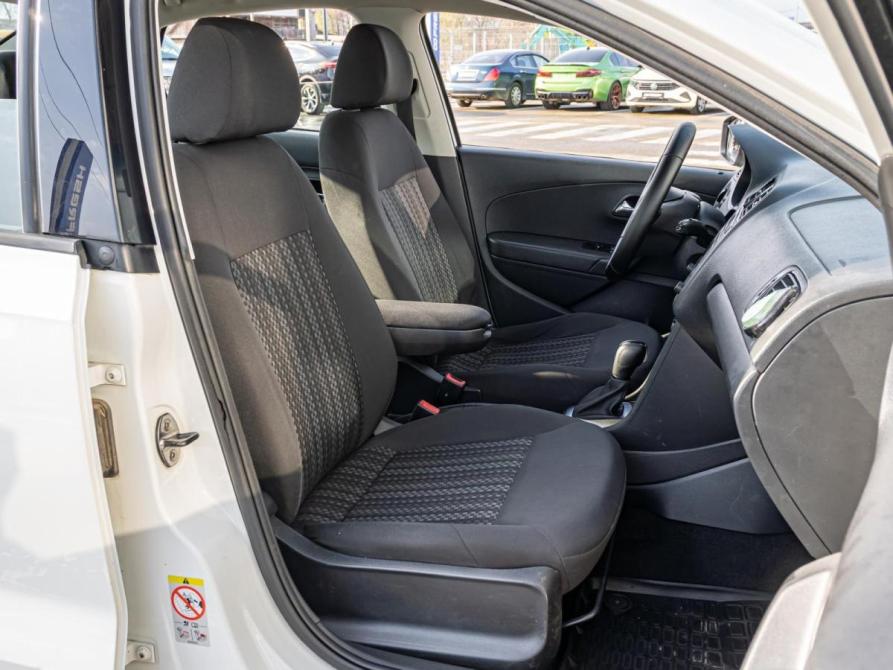 Volkswagen Polo V Рестайлинг Краснодар  - изображение 8