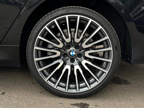 BMW 7 серии VI (G11/G12) с пробегом 2018 года, цена 4 100 000 рублей, 172265 км, седан, Автокод Объявления