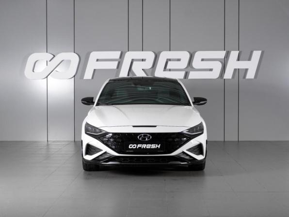 Hyundai Lafesta I Рестайлинг с пробегом 2025 года, цена 2 899 000 рублей, 6700 км, седан, Автокод Объявления
