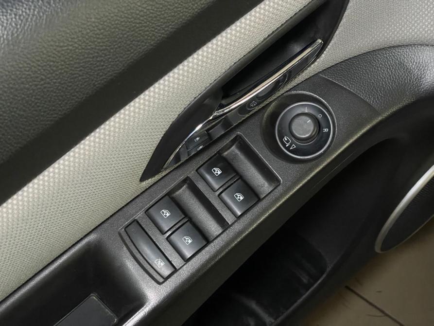 Chevrolet Cruze I Рестайлинг Тверь  - изображение 8