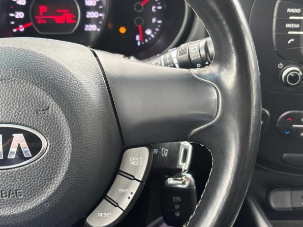 Kia Soul II Рестайлинг с пробегом 2018 года, цена 1 569 000 рублей, 70000 км, хэтчбек, Автокод Объявления