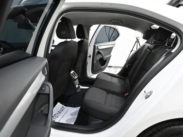 Skoda Octavia III (A7) с пробегом 2015 года, цена 735 000 рублей, 114098 км, лифтбек, Автокод Объявления