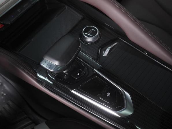 Geely Monjaro I с пробегом 2024 года, цена 3 569 000 рублей, 18551 км, внедорожник, Автокод Объявления