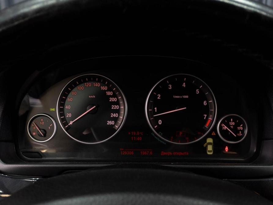 BMW 5 серии VI (F10/F11/F07) Тюмень  - изображение 13