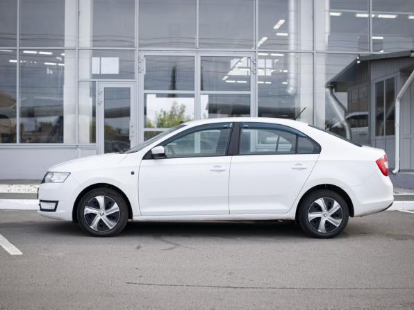 Skoda Rapid I с пробегом 2014 года, цена 830 000 рублей, 231159 км, лифтбек, Автокод Объявления