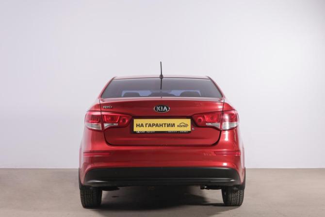 Kia Rio III Рестайлинг с пробегом 2015 года, цена 869 000 рублей, 200000 км, седан, Автокод Объявления