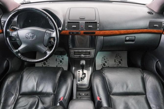 Toyota Avensis II Рестайлинг с пробегом 2008 года, цена 899 000 рублей, 349000 км, седан, Автокод Объявления