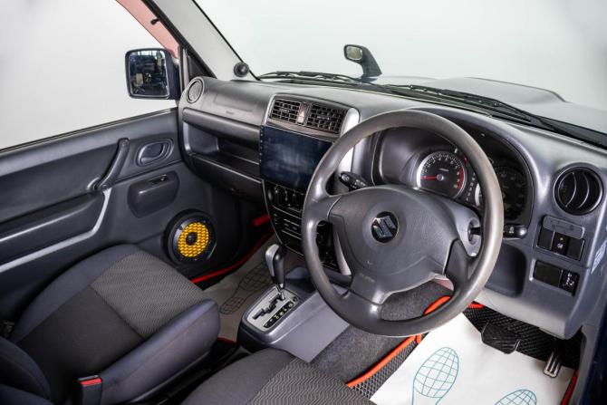 Suzuki Jimny III Рестайлинг 1 с пробегом 2012 года, цена 1 179 000 рублей, 187500 км, внедорожник, Автокод Объявления