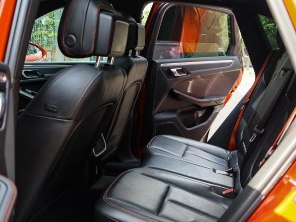 Porsche Macan I Рестайлинг 2 с пробегом 2022 года, цена 6 650 000 рублей, 81202 км, внедорожник, Автокод Объявления
