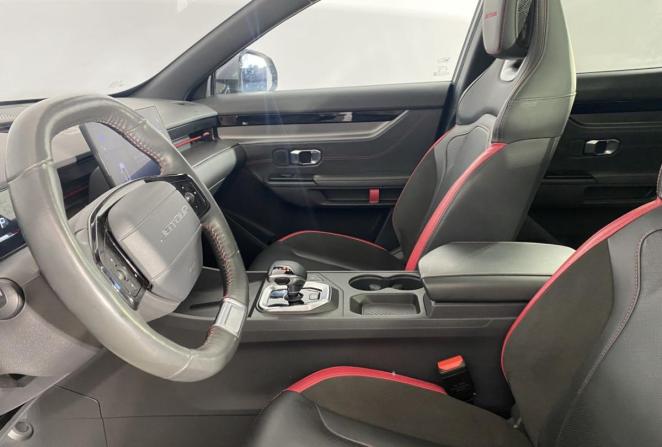 JETOUR DASHING I с пробегом 2023 года, цена 2 000 000 рублей, 48203 км, внедорожник, Автокод Объявления