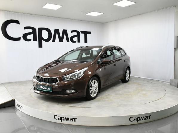 Kia Ceed II с пробегом 2013 года, цена 997 000 рублей, 230000 км, универсал, Автокод Объявления
