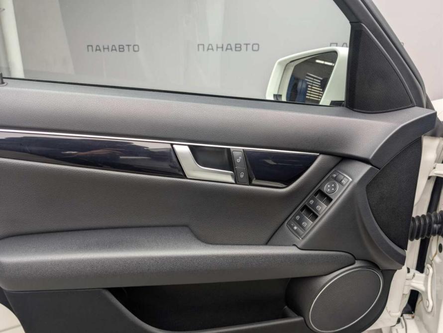 Mercedes-Benz C-Класс III (W204) Рестайлинг Москва  - изображение 8