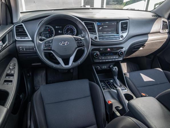 Hyundai Tucson III с пробегом 2017 года, цена 2 000 000 рублей, 203381 км, внедорожник, Автокод Объявления