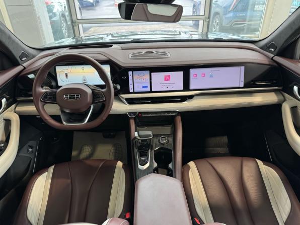 Geely Monjaro I с пробегом 2023 года, цена 3 320 000 рублей, 24500 км, внедорожник, Автокод Объявления