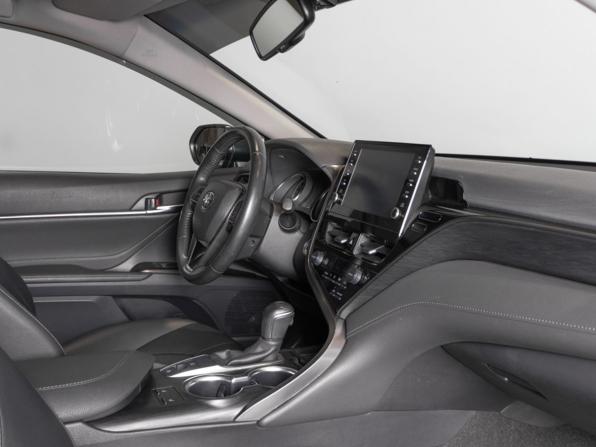 Toyota Camry VIII (XV70) Рестайлинг с пробегом 2021 года, цена 3 319 658 рублей, 48028 км, седан, Автокод Объявления