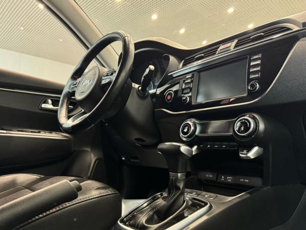 Kia Rio IV с пробегом 2019 года, цена 1 550 000 рублей, 87300 км, хэтчбек, Автокод Объявления