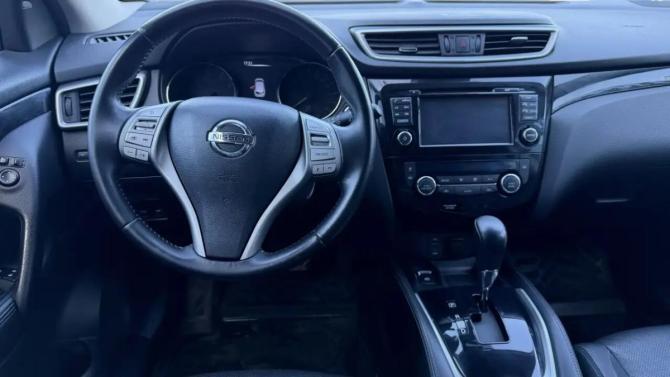 Nissan Qashqai II с пробегом 2015 года, цена 1 713 000 рублей, 121448 км, внедорожник, Автокод Объявления