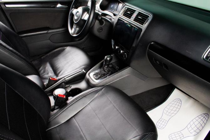 Volkswagen Jetta VI с пробегом 2012 года, цена 1 049 000 рублей, 181300 км, седан, Автокод Объявления