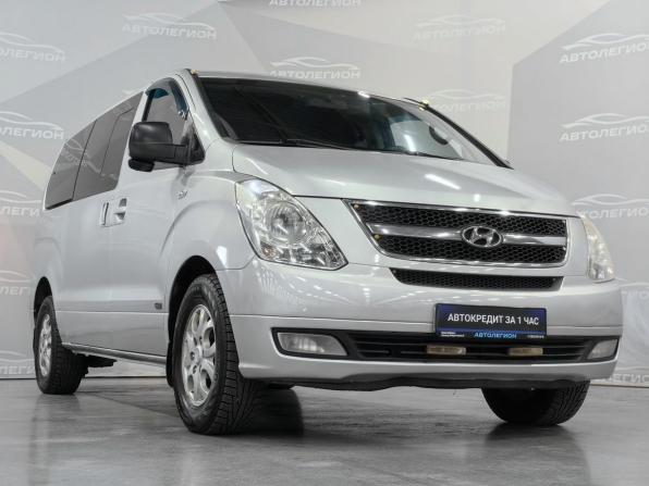 Hyundai Grand Starex I с пробегом 2008 года, цена 929 000 рублей, 302000 км, минивэн, Автокод Объявления