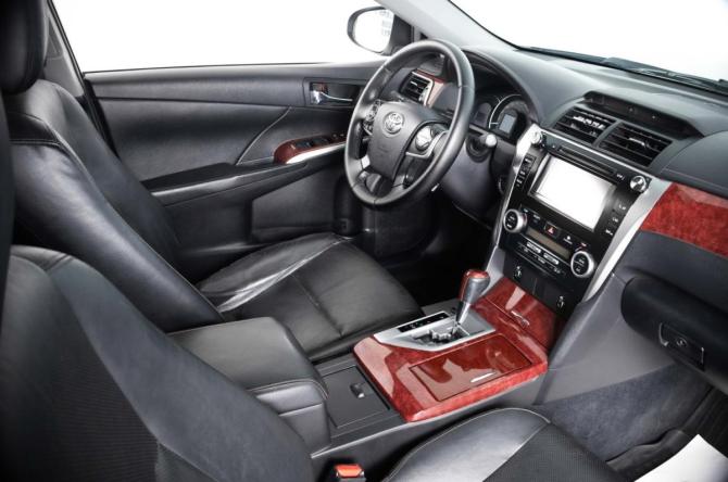 Toyota Camry VII (XV50) с пробегом 2013 года, цена 1 939 000 рублей, 187456 км, седан, Автокод Объявления