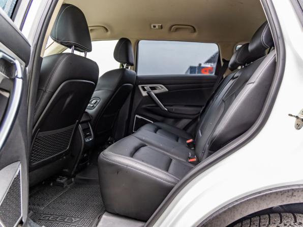 Geely Atlas I с пробегом 2021 года, цена 1 648 000 рублей, 128478 км, внедорожник, Автокод Объявления