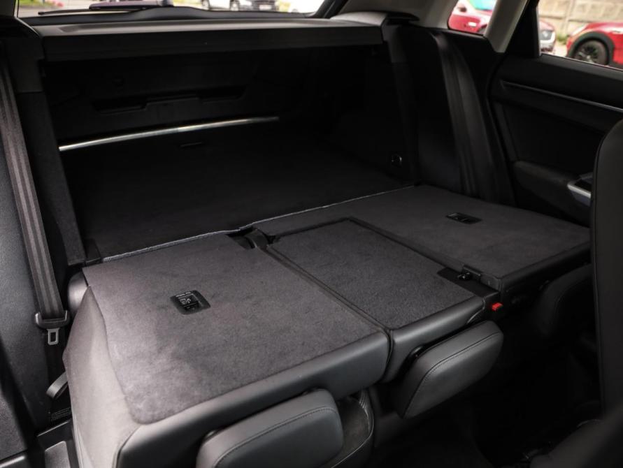 Audi Q3 II (F3) Санкт-Петербург  - изображение 32