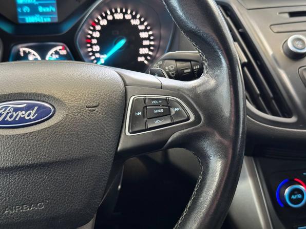 Ford Kuga II Рестайлинг с пробегом 2017 года, цена 1 570 000 рублей, 188939 км, внедорожник, Автокод Объявления