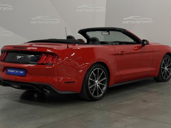 Ford Mustang VI Рестайлинг с пробегом 2018 года, цена 3 300 000 рублей, 75341 км, кабриолет, Автокод Объявления