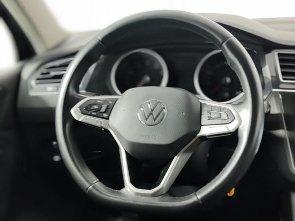 Volkswagen Tiguan II Рестайлинг с пробегом 2021 года, цена 2 175 000 рублей, 163879 км, внедорожник, Автокод Объявления