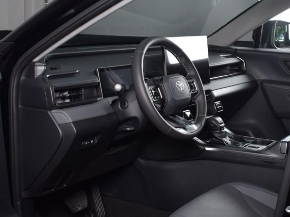 Toyota RAV4 VI (XA60) с пробегом 2026 года, цена 4 025 995 рублей, 12 км, внедорожник, Автокод Объявления