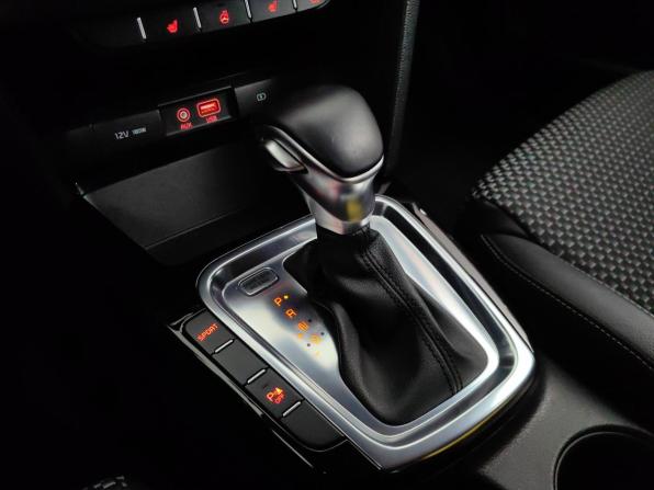 Kia Ceed III с пробегом 2019 года, цена 1 799 000 рублей, 52000 км, универсал, Автокод Объявления