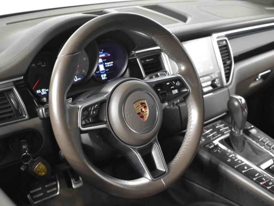 Porsche Macan I Казань  - изображение 12