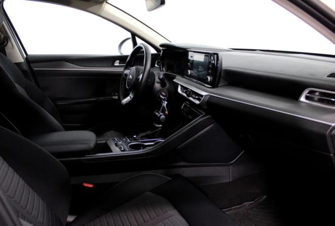 Kia K5 II с пробегом 2020 года, цена 1 700 000 рублей, 240689 км, седан, Автокод Объявления